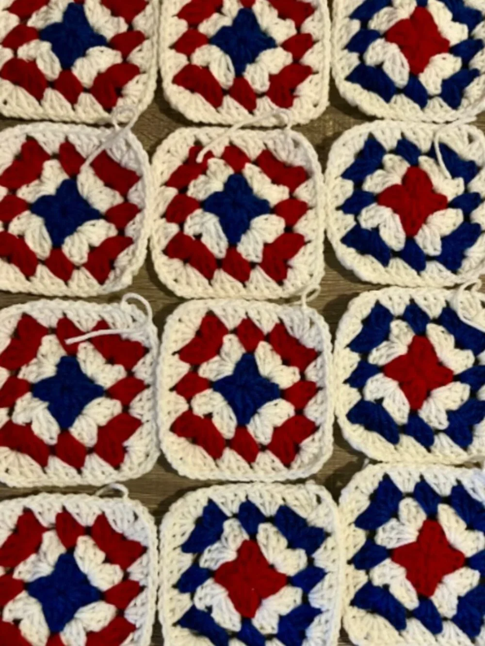 Lot of 15 4.5” Americana Crochet TRADITIONAL GRANNY SQUARES Afghan Blanket